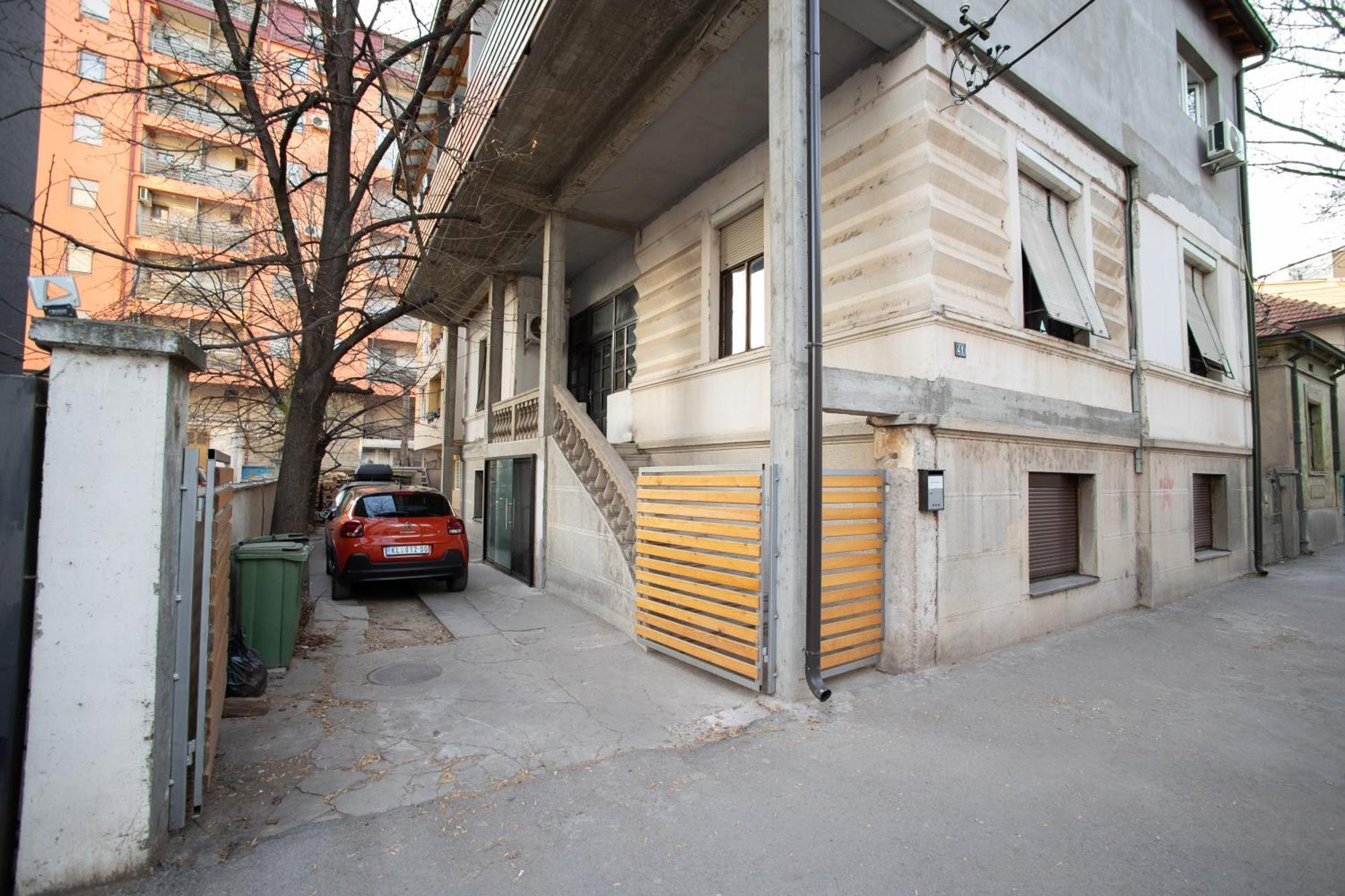 V & V Studio Apartments Nis Exterior photo